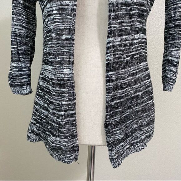 Yorn Art Lightweight Open Front Cardigan - Picture 5 of 12